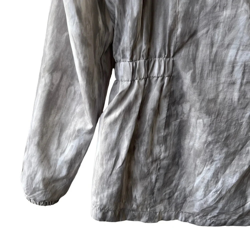 New Balance Women's Wind Rain Jacket Size L - Picture 4 of 5